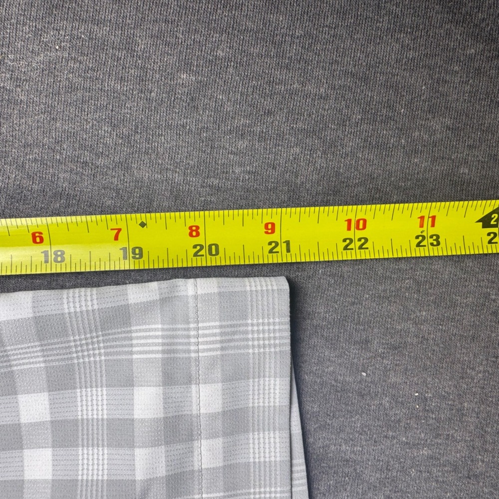 Nike Golf Dri-FIT Shorts Mens 32 Grey White Plaid Checkered pro Flat Front - Picture 7 of 13